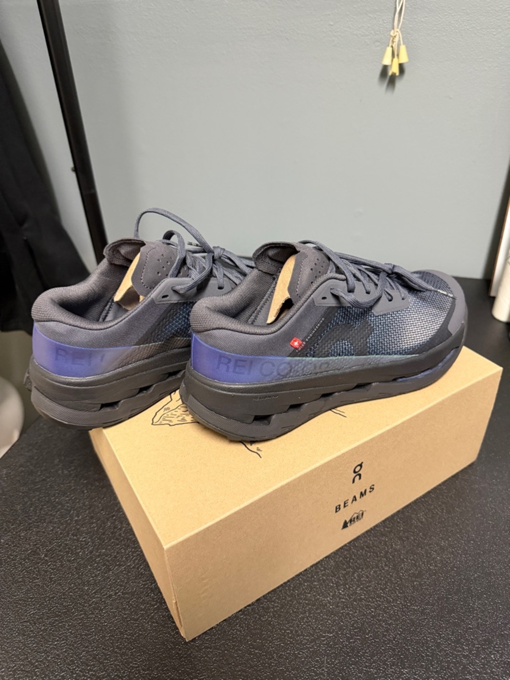 On Running Men's Dark Gray and Blue Athletic Sneakers